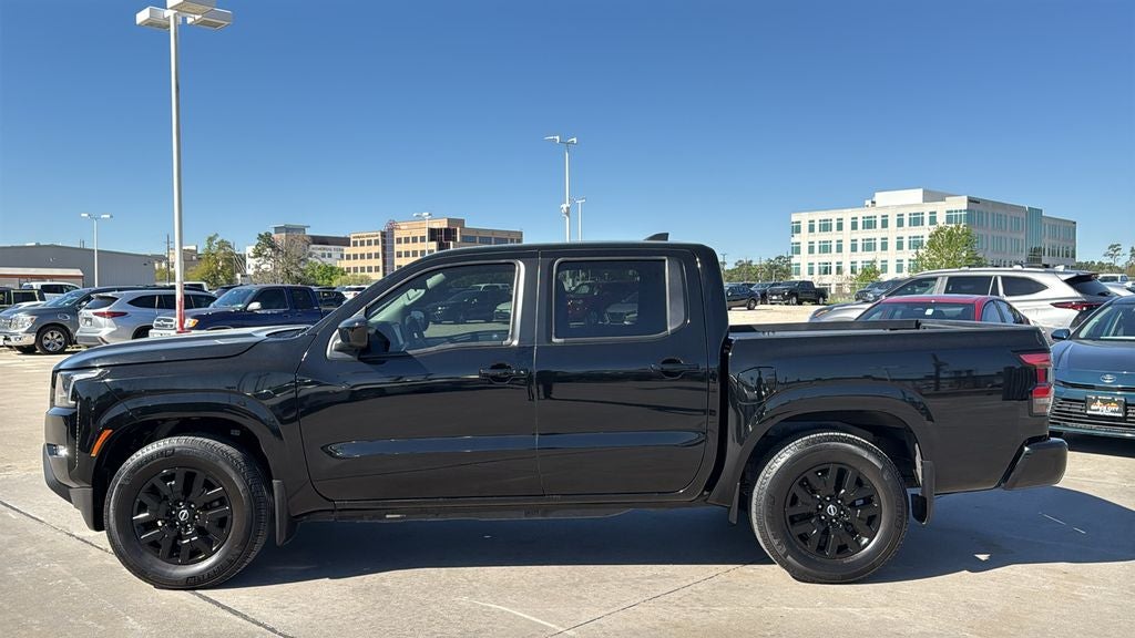2024 Nissan Frontier SV