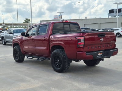 2022 Nissan Frontier SV