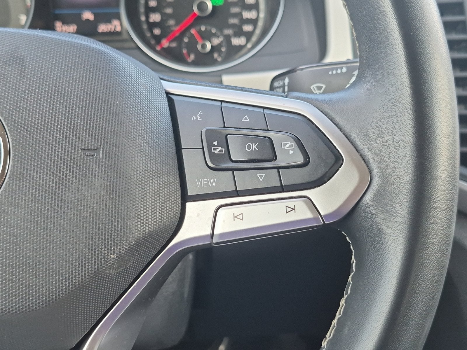 2021 Volkswagen Atlas 3.6L V6 SE w/Technology