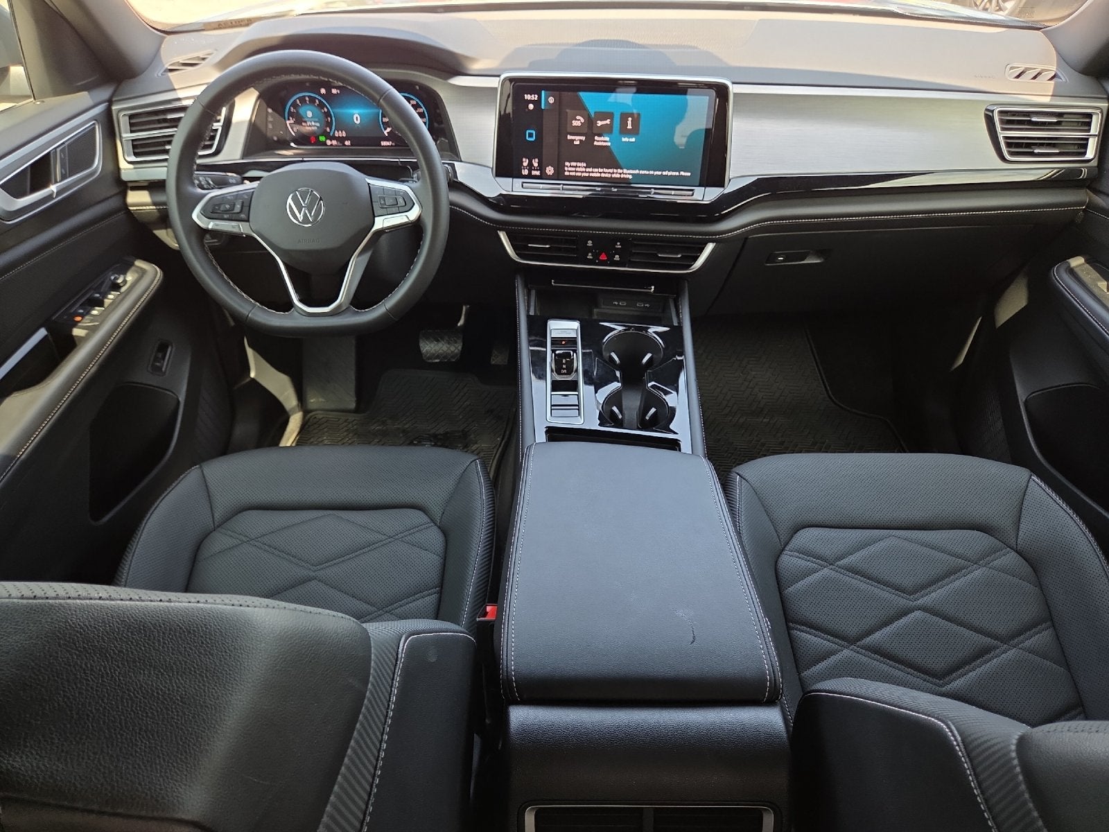 2024 Volkswagen Atlas Cross Sport 2.0T SE w/Technology