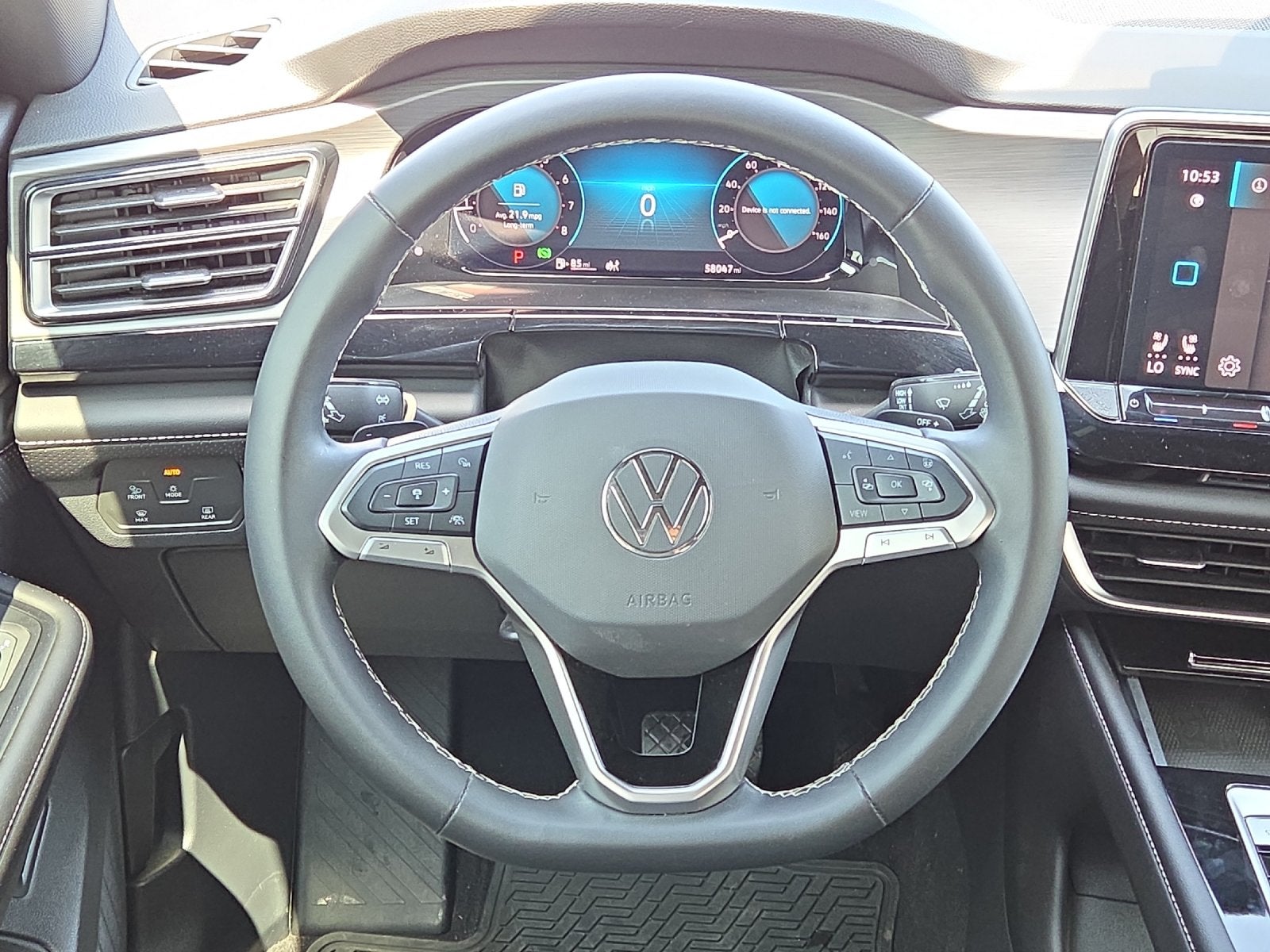 2024 Volkswagen Atlas Cross Sport 2.0T SE w/Technology