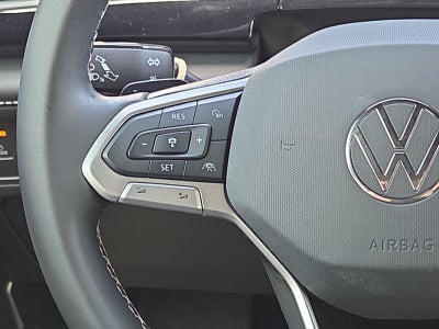 2024 Volkswagen Atlas Cross Sport 2.0T SE w/Technology