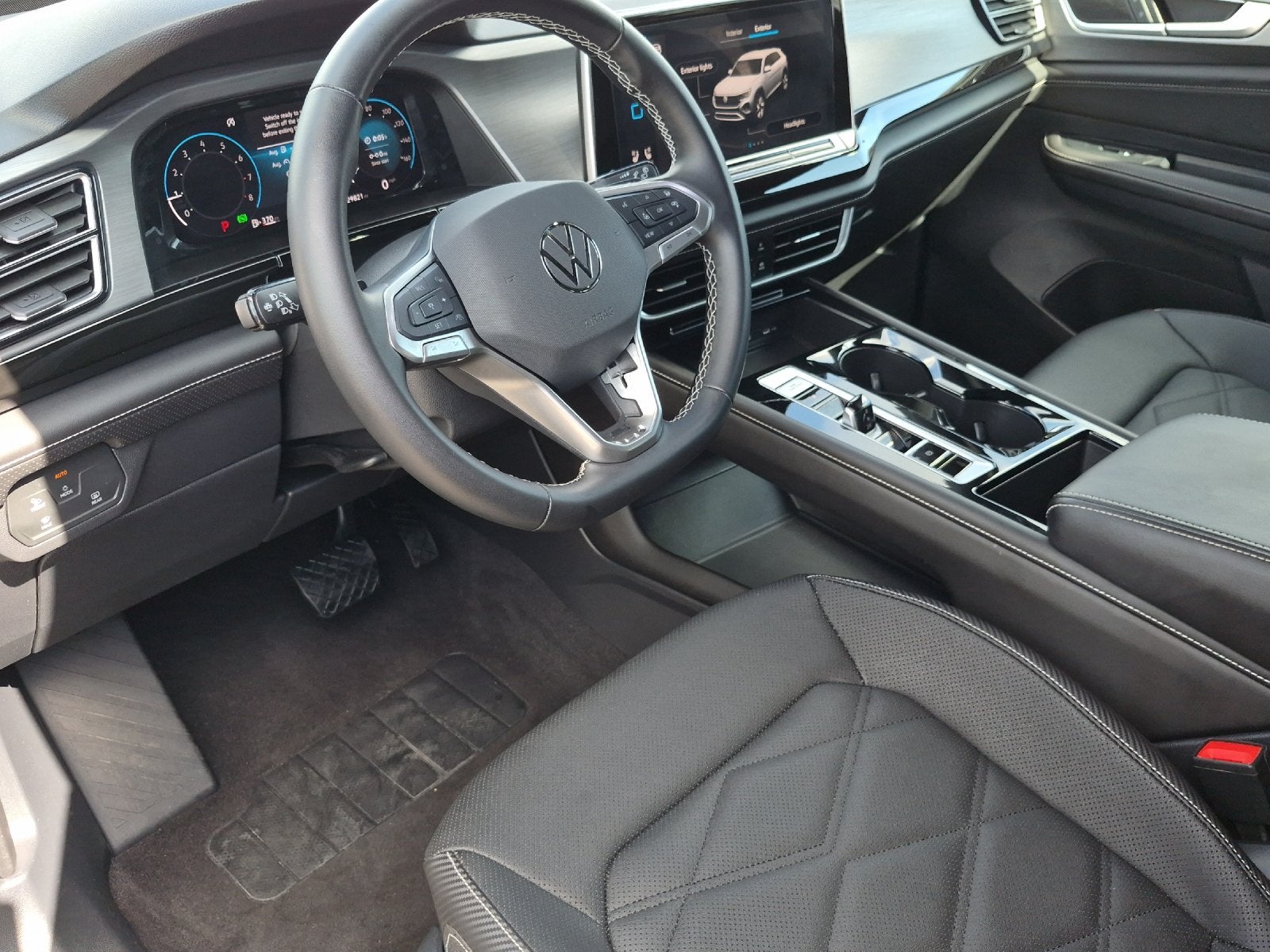 2025 Volkswagen Atlas Cross Sport 2.0T SE w/Technology