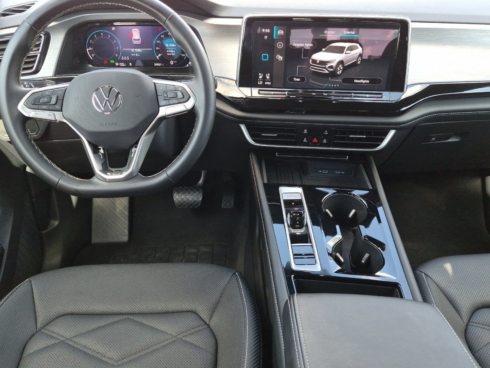 2025 Volkswagen Atlas Cross Sport 2.0T SE w/Technology