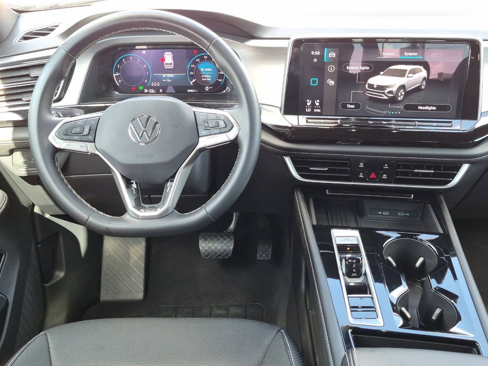 2025 Volkswagen Atlas Cross Sport 2.0T SE w/Technology