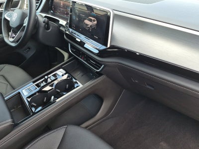 2025 Volkswagen Atlas Cross Sport 2.0T SE w/Technology