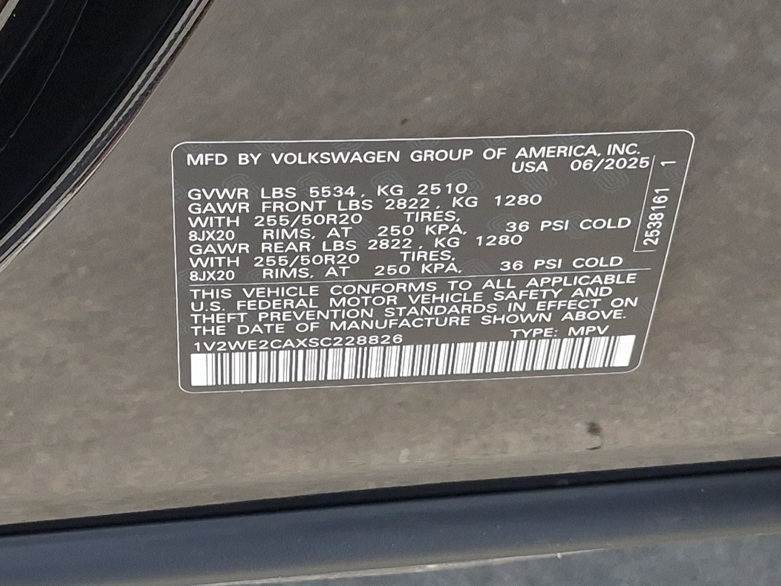 2025 Volkswagen Atlas Cross Sport 2.0T SE w/Technology