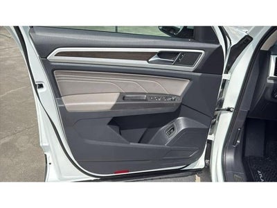 2022 Volkswagen Atlas 2.0T SE w/Technology