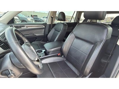 2022 Volkswagen Atlas 2.0T SE w/Technology