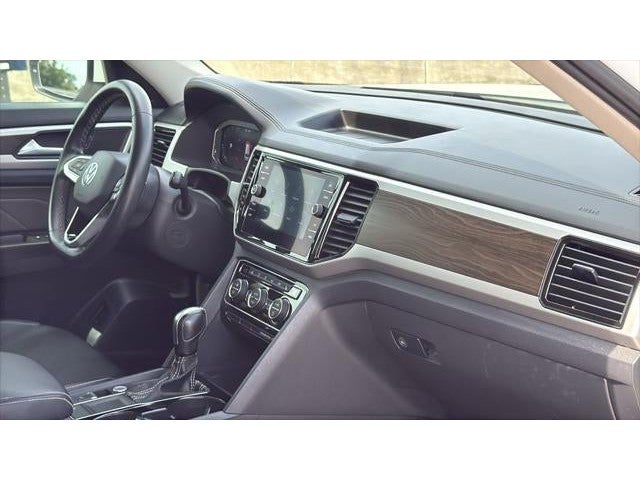 2022 Volkswagen Atlas 2.0T SE w/Technology