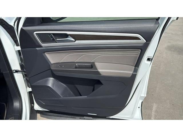 2022 Volkswagen Atlas 2.0T SE w/Technology