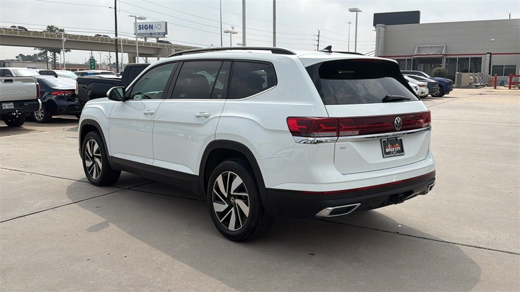 2025 Volkswagen Atlas 2.0T SE w/Technology