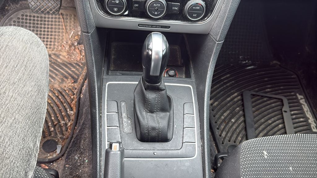 2017 Volkswagen Passat 1.8T S