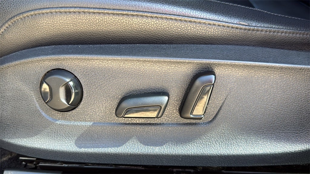 2015 Volkswagen Passat TDI SE