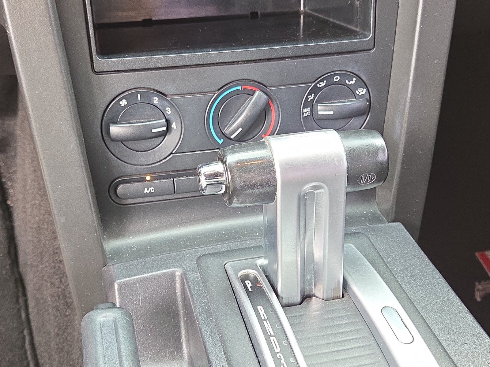 2006 Ford Mustang GT Deluxe