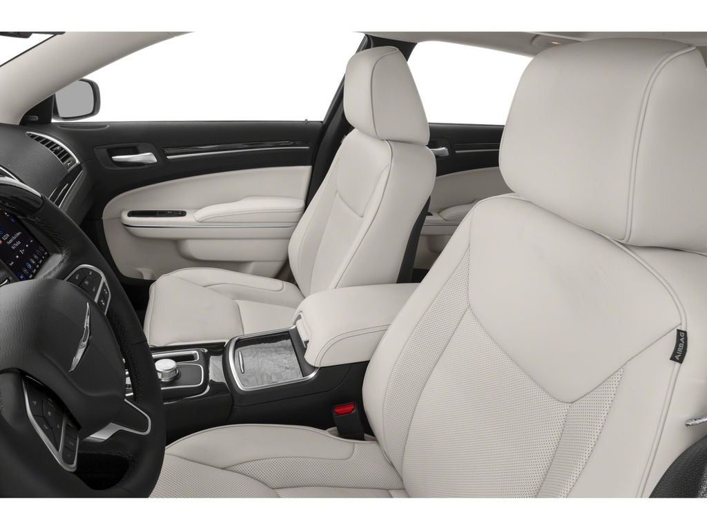 2020 Chrysler 300 Touring