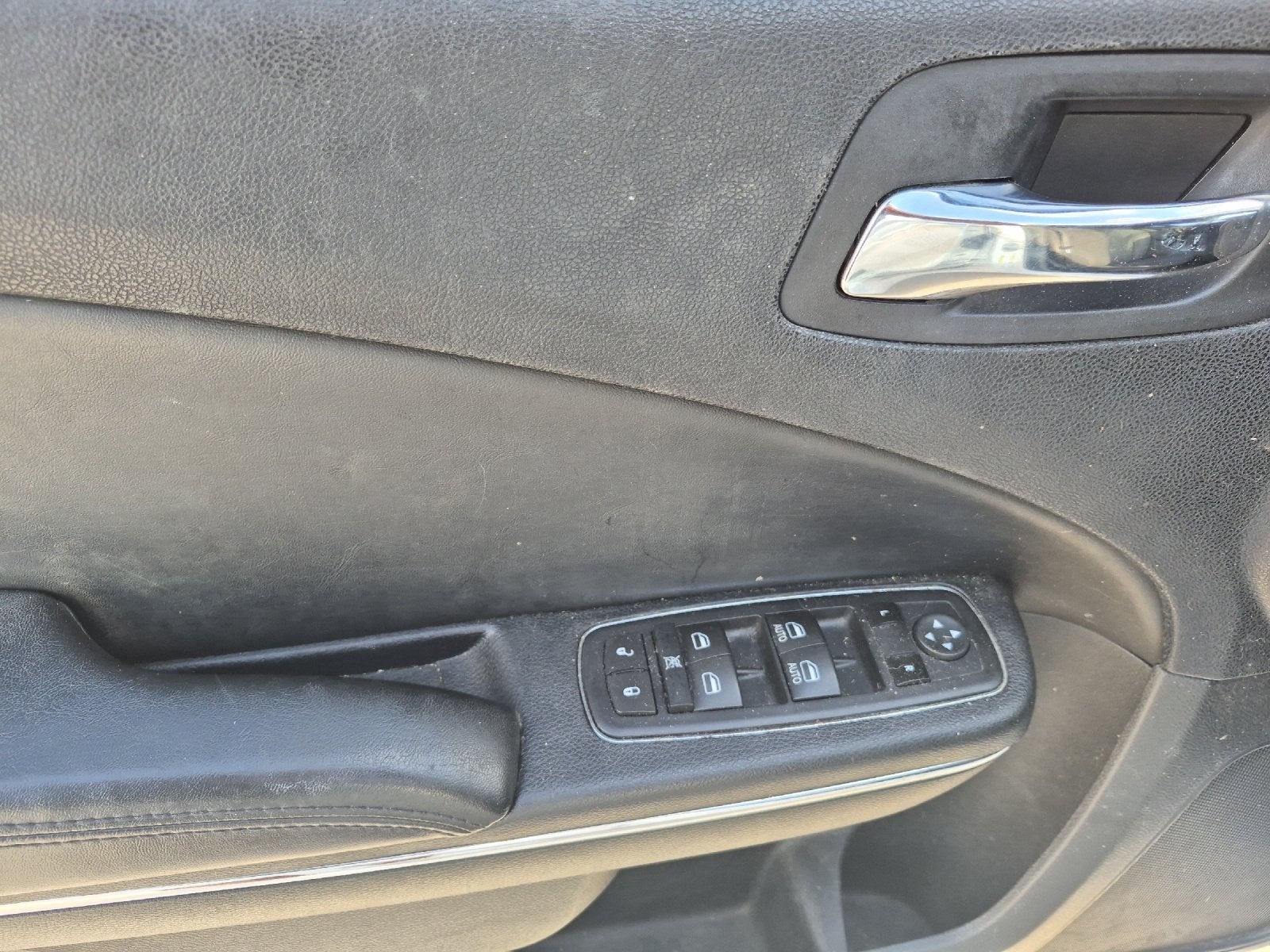2012 Dodge Charger SE