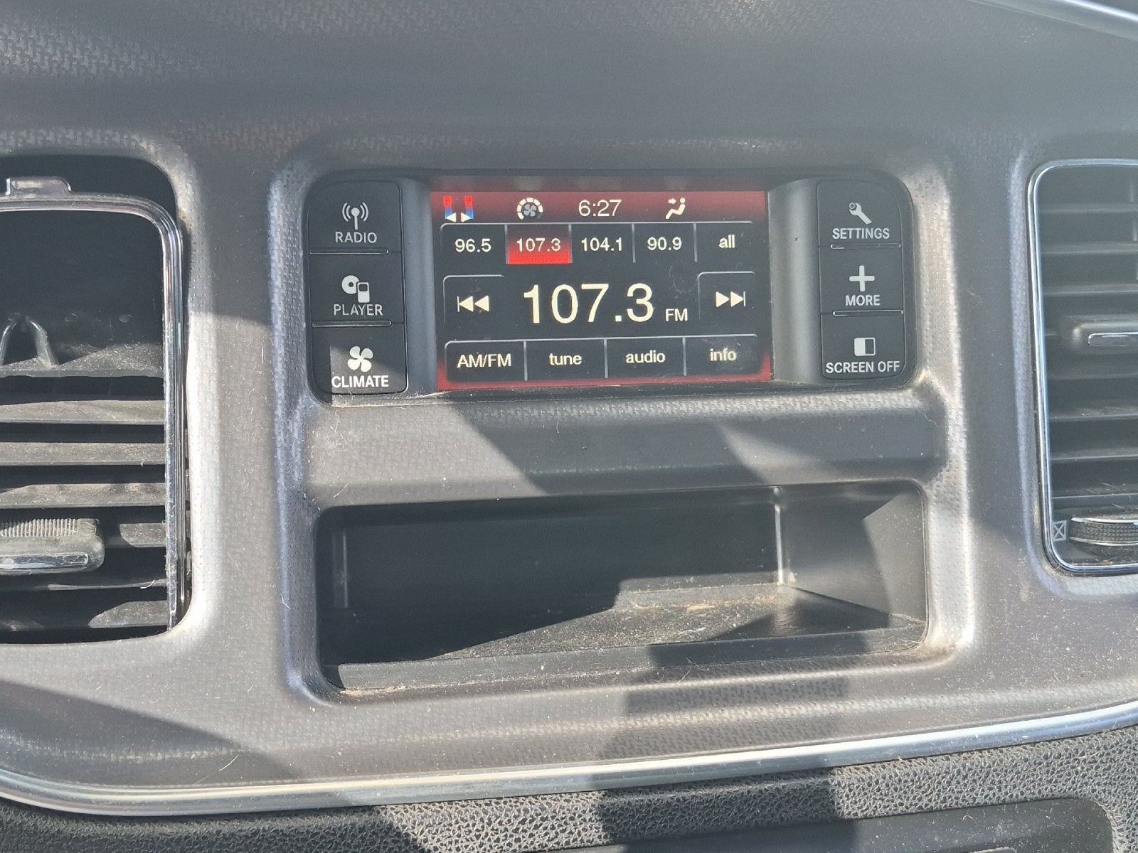 2012 Dodge Charger SE