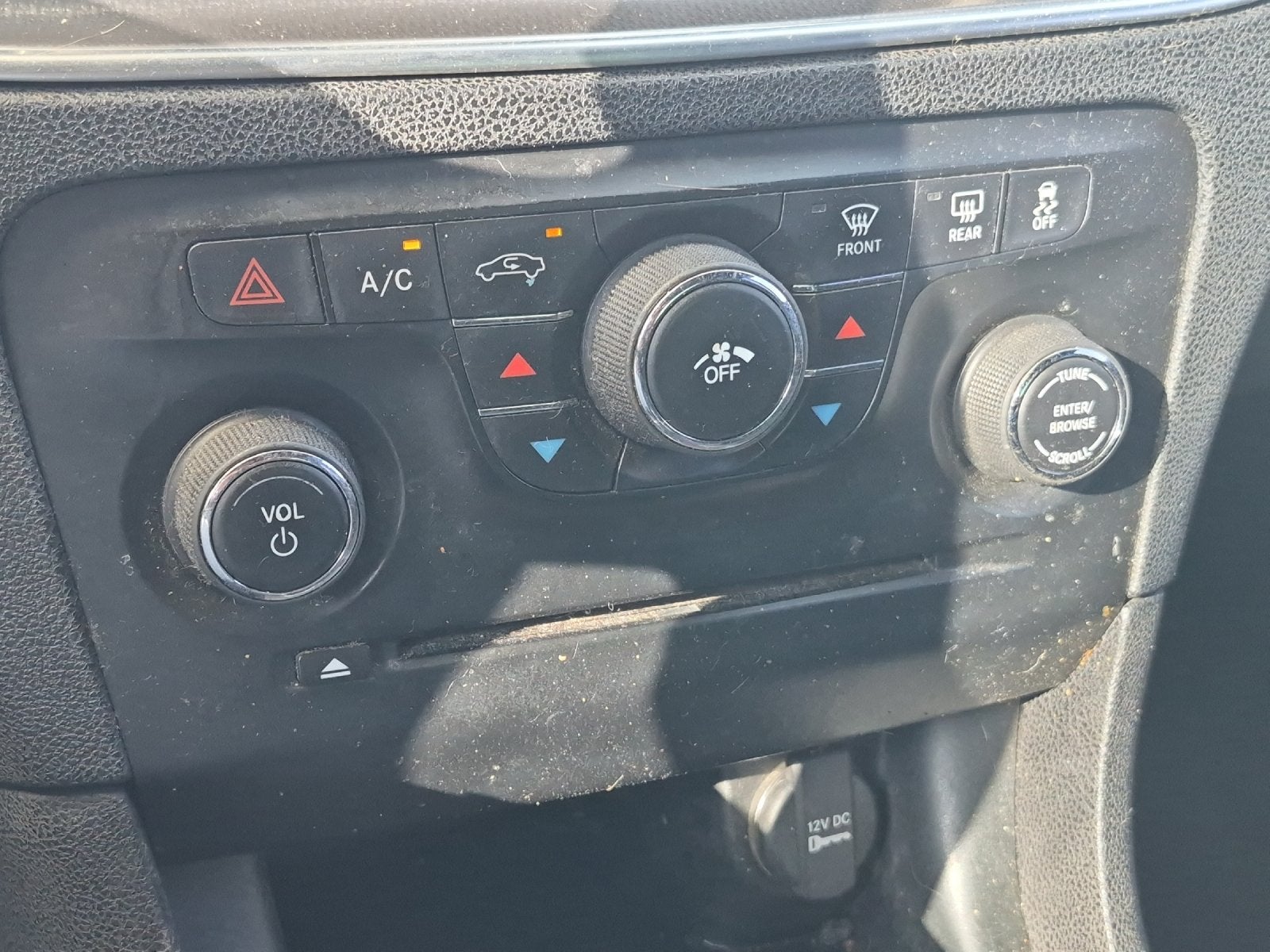 2012 Dodge Charger SE