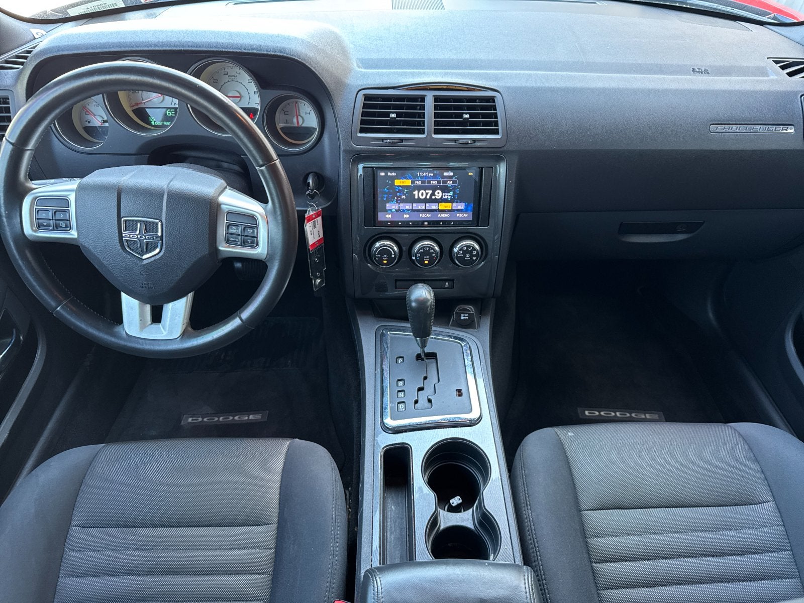 2013 Dodge Challenger SXT
