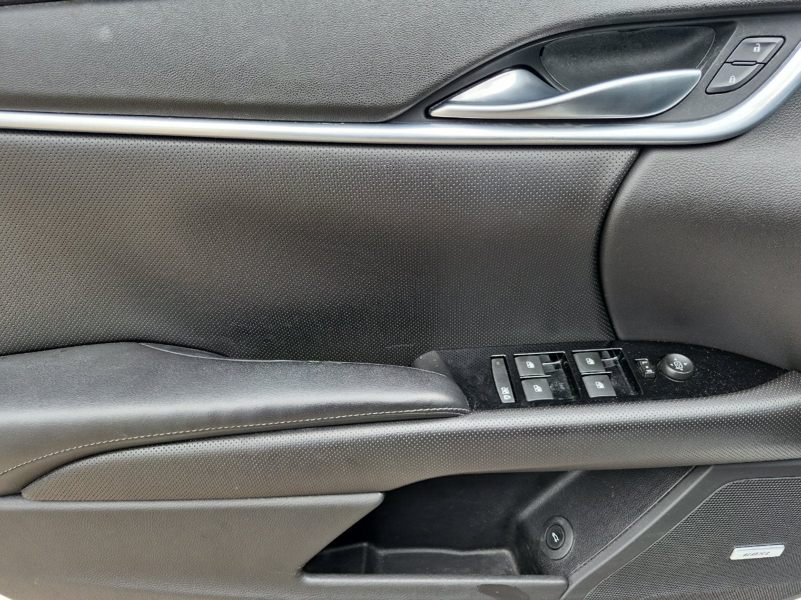 2016 Cadillac XTS Standard