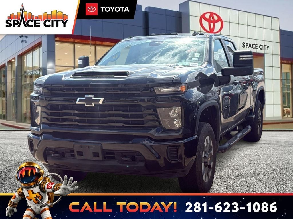 2024 Chevrolet Silverado HD Custom