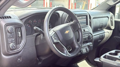 2024 Chevrolet Silverado HD Custom