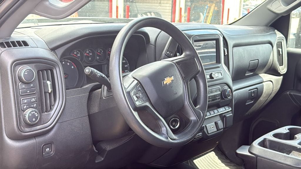 2024 Chevrolet Silverado HD Custom