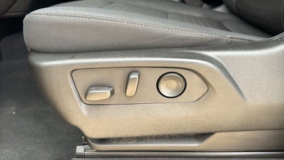 2024 Chevrolet Silverado HD Custom