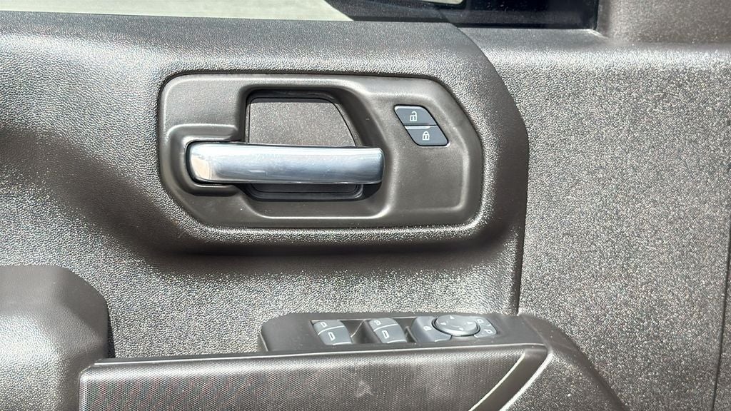 2024 Chevrolet Silverado HD Custom