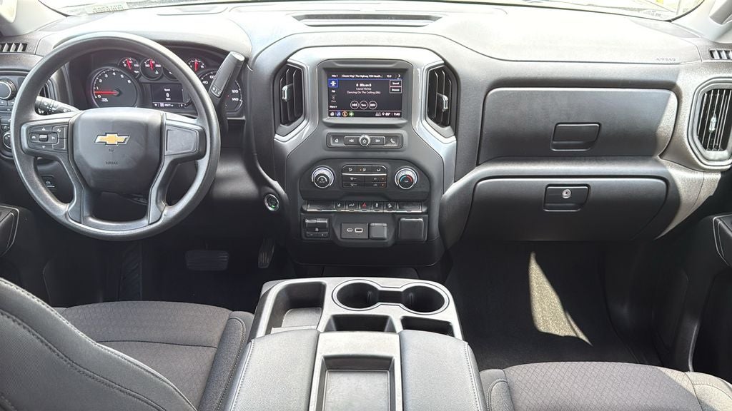 2024 Chevrolet Silverado HD Custom
