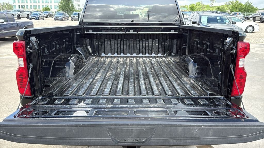 2024 Chevrolet Silverado HD Custom