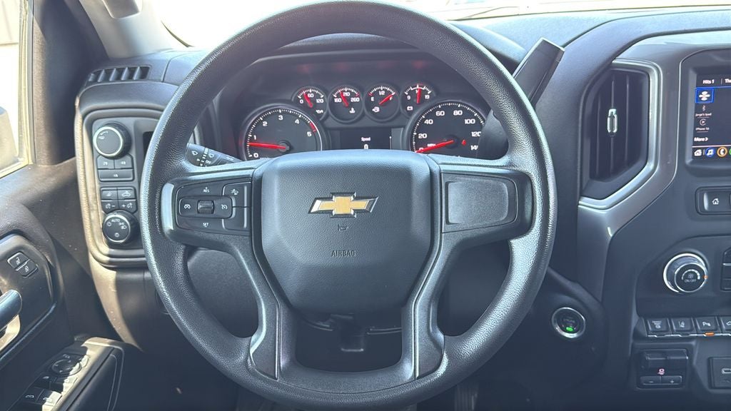 2024 Chevrolet Silverado HD Custom