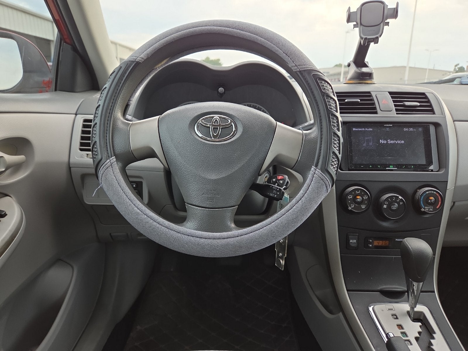 2010 Toyota COROLLA LE