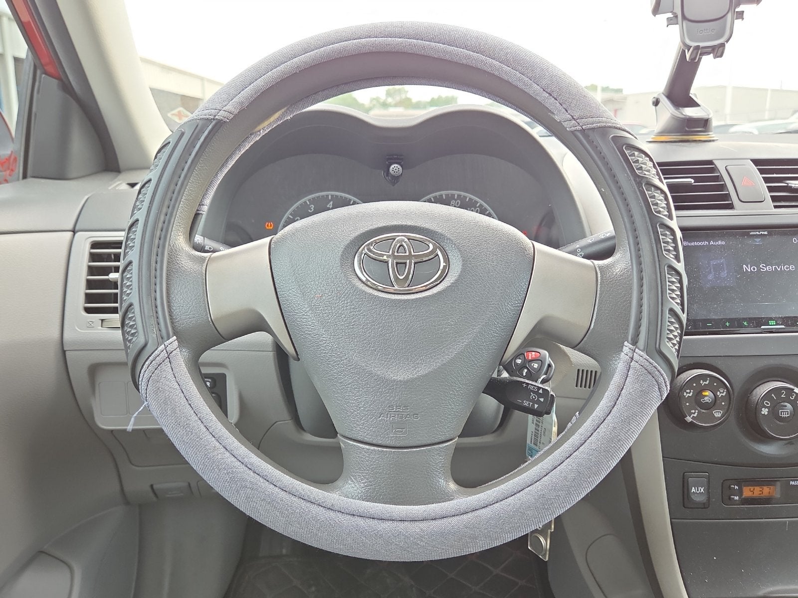 2010 Toyota COROLLA LE