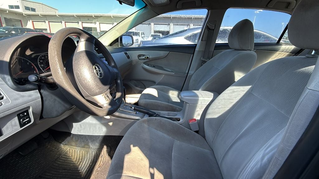 2012 Toyota COROLLA LE