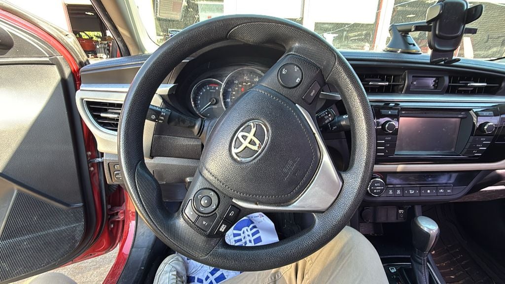 2016 Toyota COROLLA LE