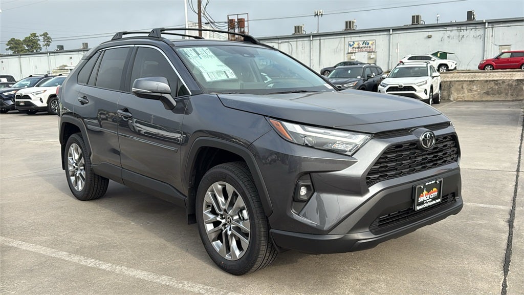 2025 Toyota RAV4 XLE Premium