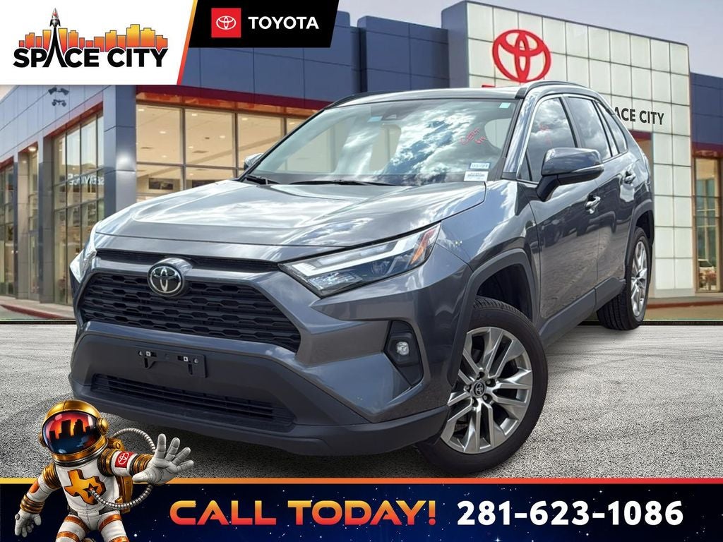2025 Toyota RAV4 XLE Premium