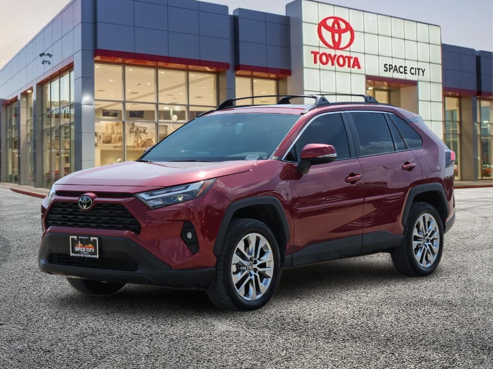 2025 Toyota RAV4 XLE Premium