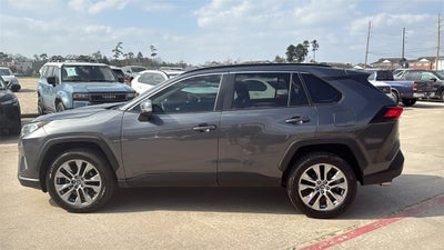 2021 Toyota RAV4 XLE Premium