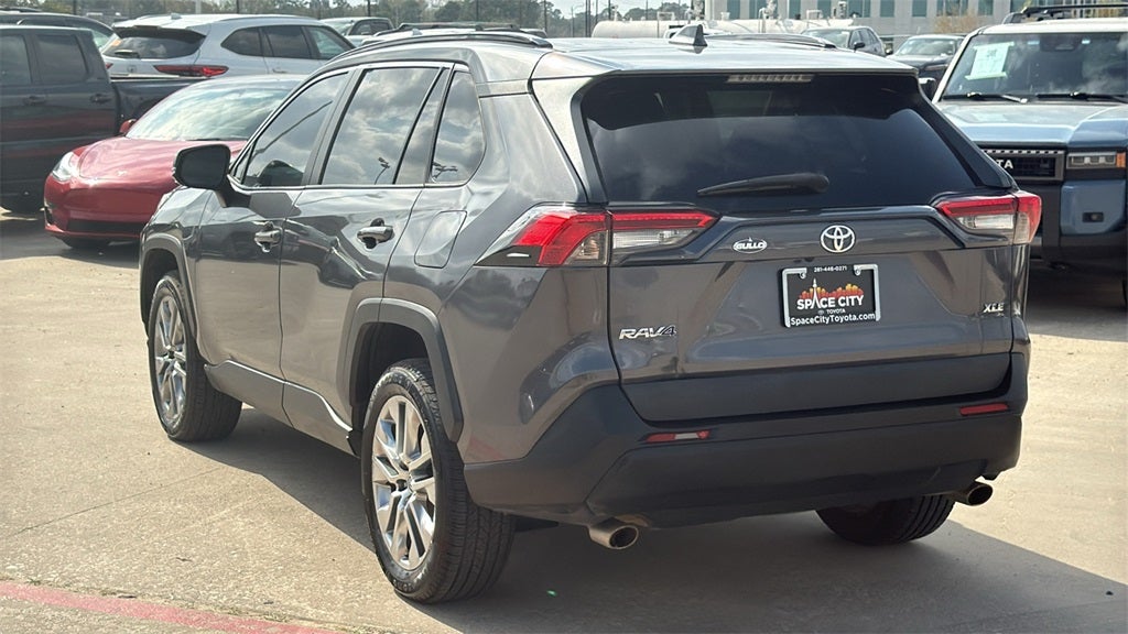 2021 Toyota RAV4 XLE Premium
