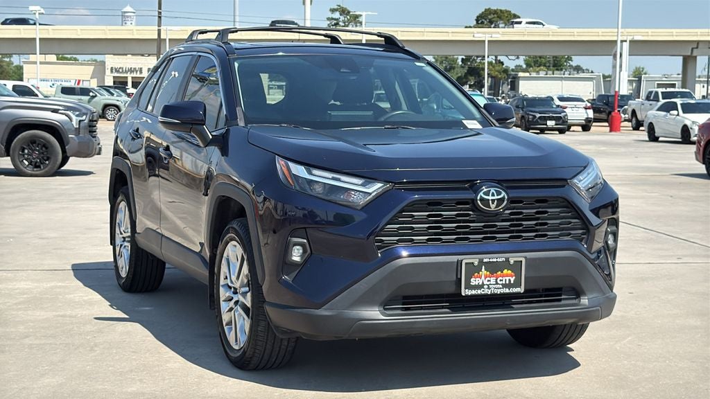 2023 Toyota RAV4 XLE Premium