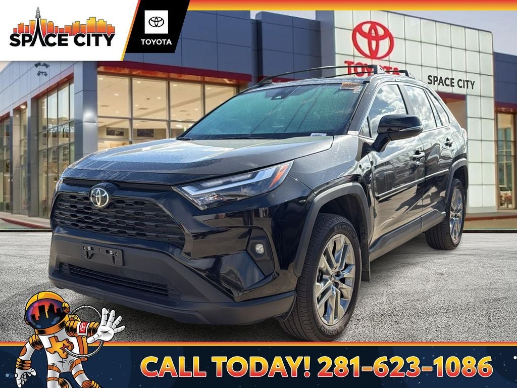 2025 Toyota RAV4 XLE Premium