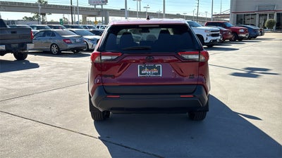 2025 Toyota RAV4 LE