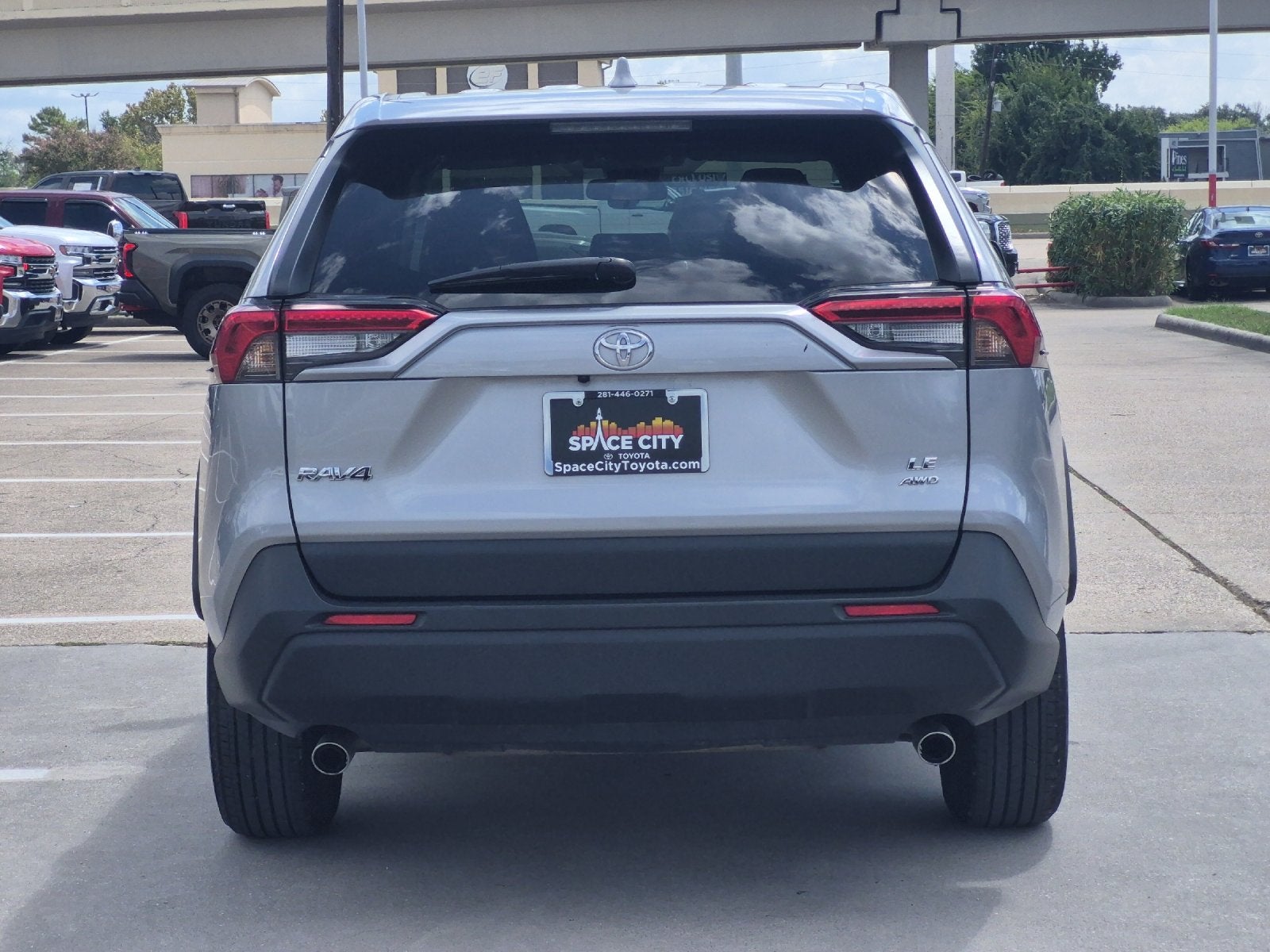 2025 Toyota RAV4 LE
