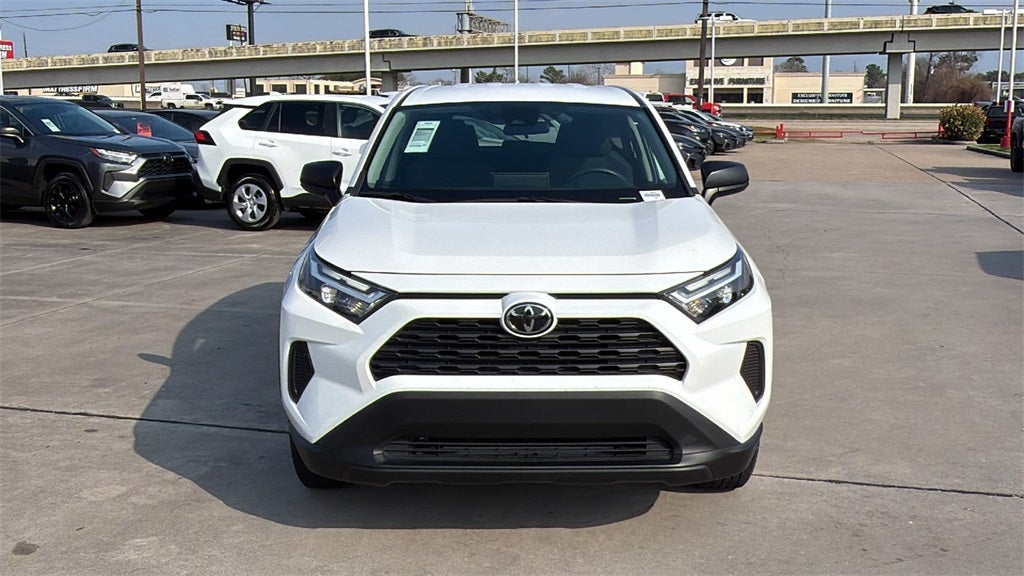 2024 Toyota RAV4 LE