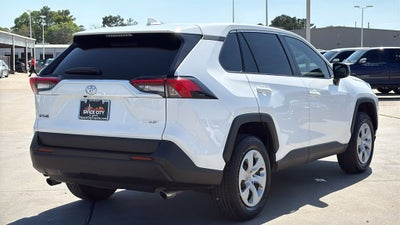 2024 Toyota RAV4 LE