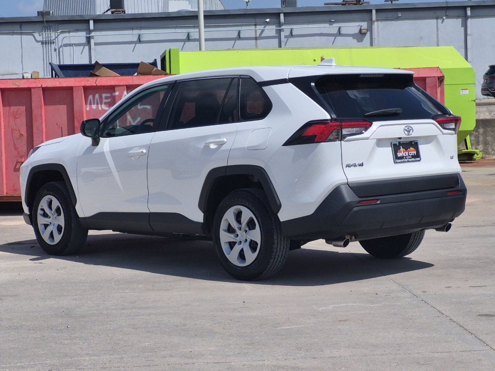 2025 Toyota RAV4 LE