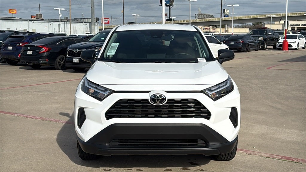 2025 Toyota RAV4 LE